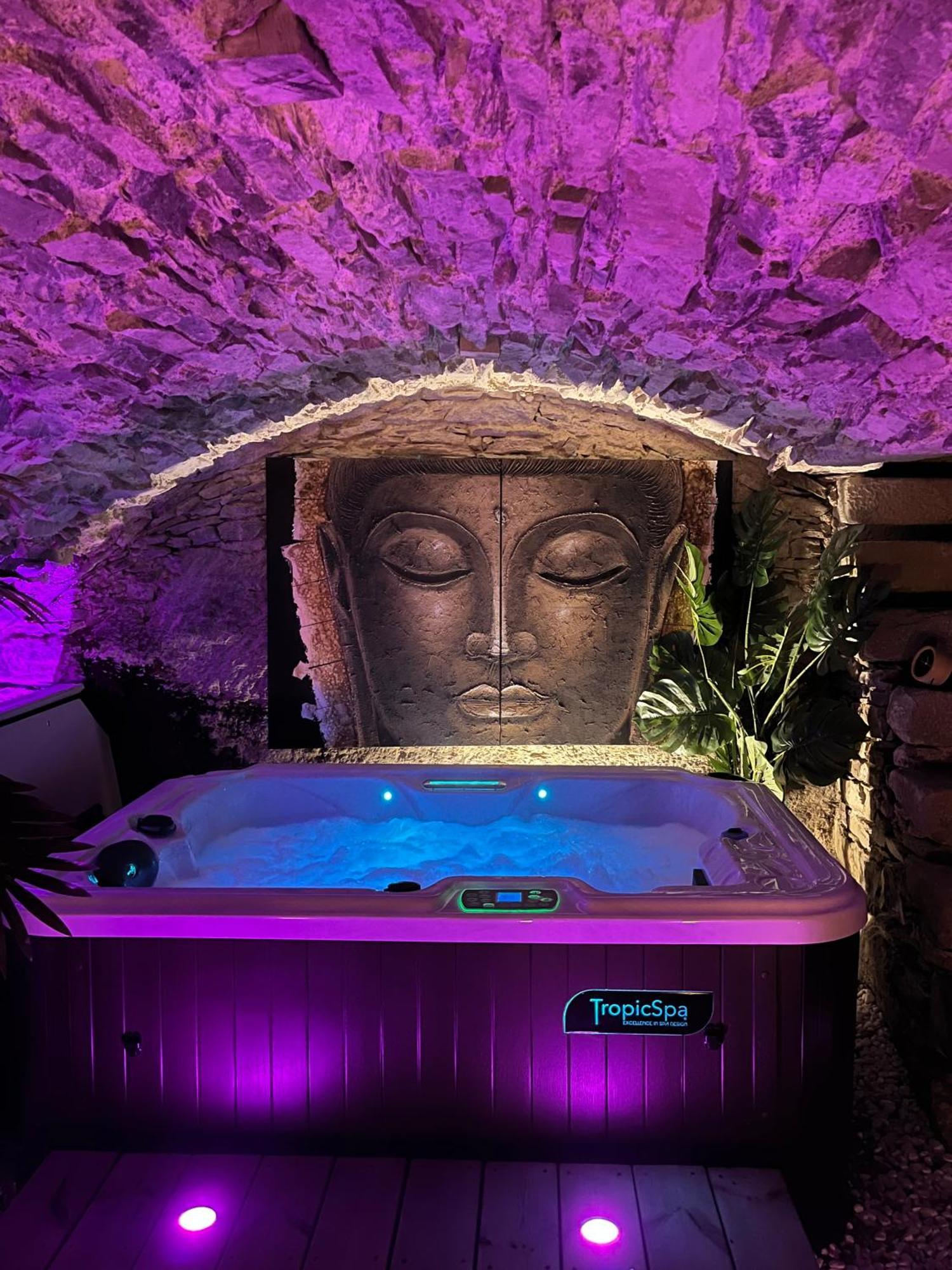La Voute Du Pilat & Options Spa, Massage Saint-Chamond Exterior photo